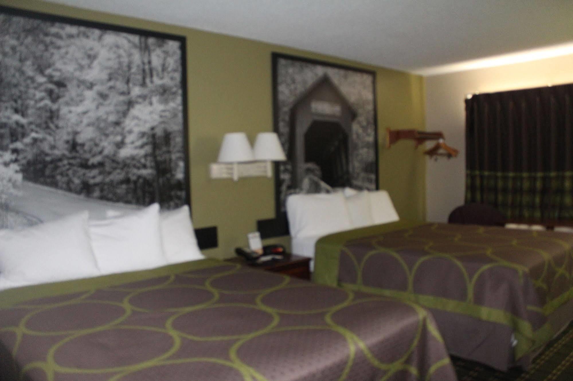 Super 8 By Wyndham Michigan City Buitenkant foto
